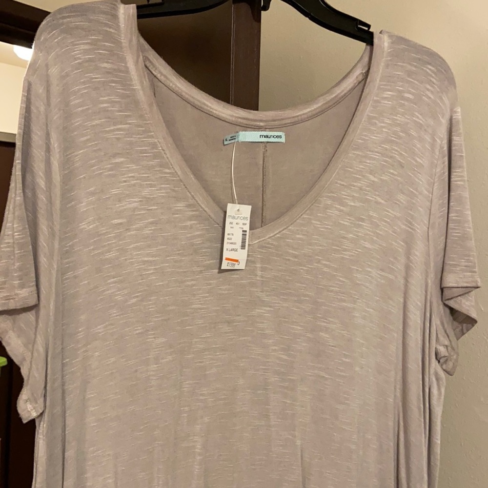 High low v neck t shirt